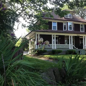 ***** Bed & Breakfast Lion's Head Canada