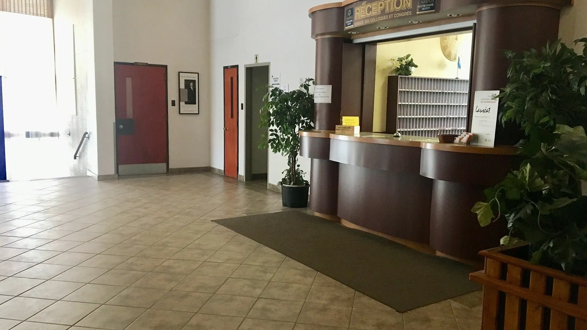 *** Hotel Residences Campus Notre-Dame-De-Foy Saint-Augustin-de-Desmaures Canada